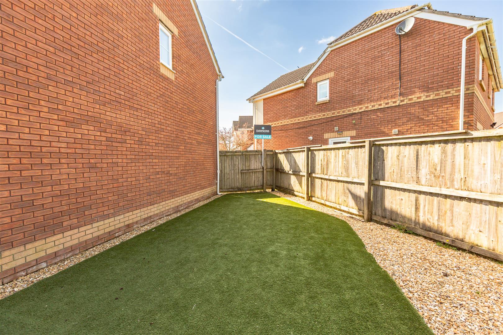 Pant Bryn Isaf, Llwynhendy, Llanelli, SA14 9EJ